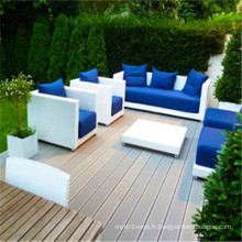 Decking extérieur recyclable de haute qualité de WPC de basse qualité pour le jardin avec la belle conception